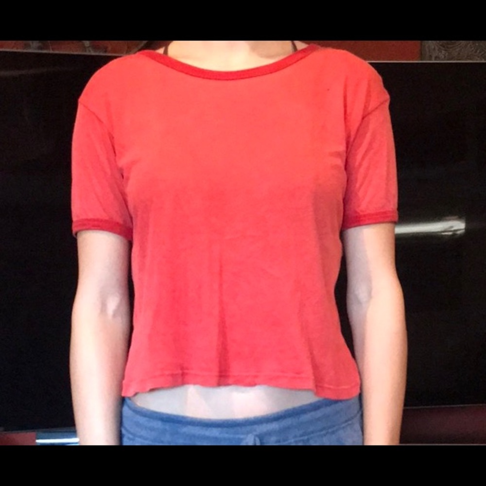 Brandy Melville cropped redish pink tshirt